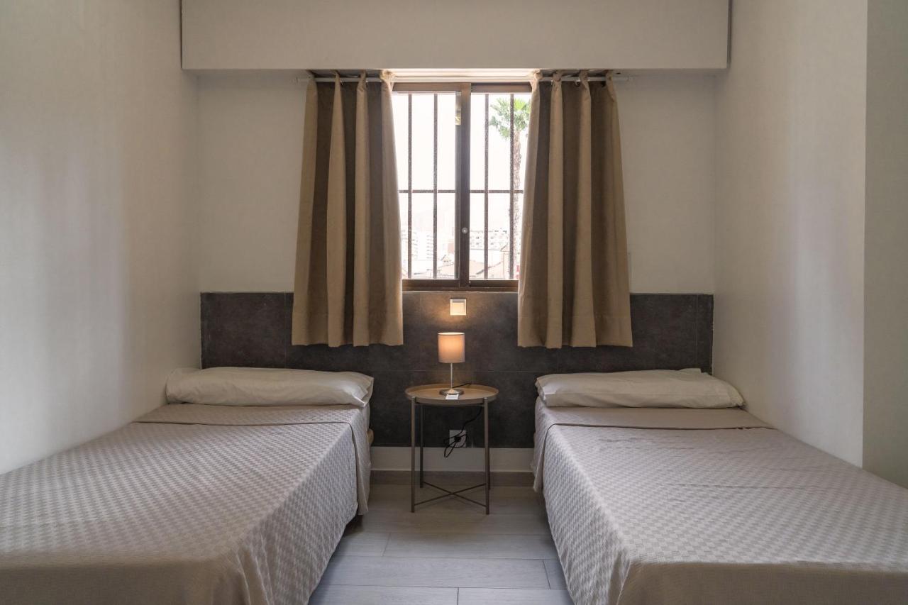 Apartment Carlos V - 1C Μπένιντορμ Εξωτερικό φωτογραφία
