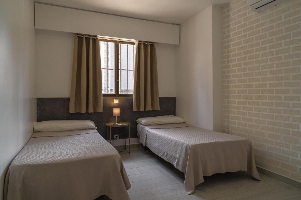 Apartment Carlos V - 1C Μπένιντορμ Εξωτερικό φωτογραφία