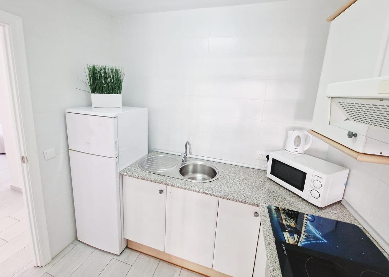 Apartment Carlos V - 1C Μπένιντορμ Εξωτερικό φωτογραφία