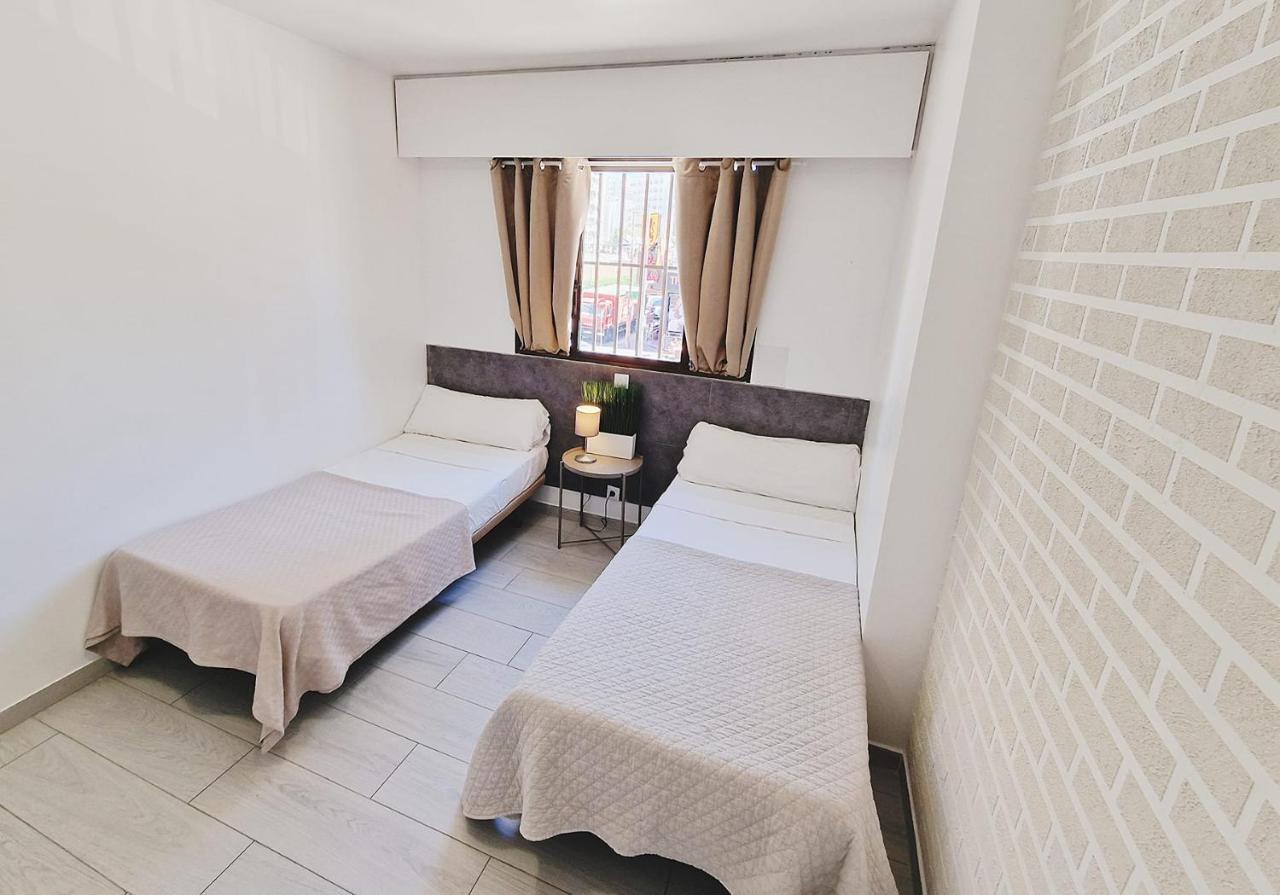 Apartment Carlos V - 1C Μπένιντορμ Εξωτερικό φωτογραφία